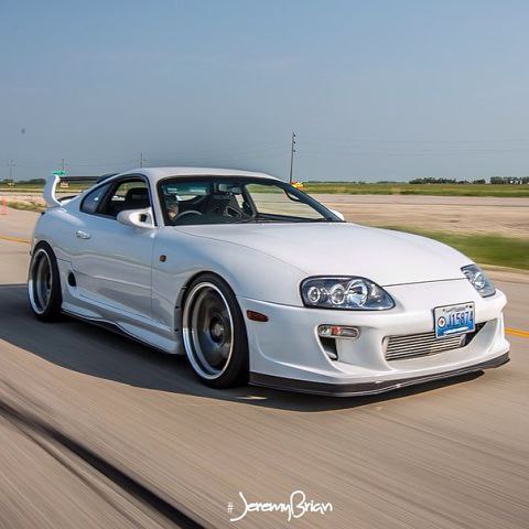 ������� TOYOTA SUPRA