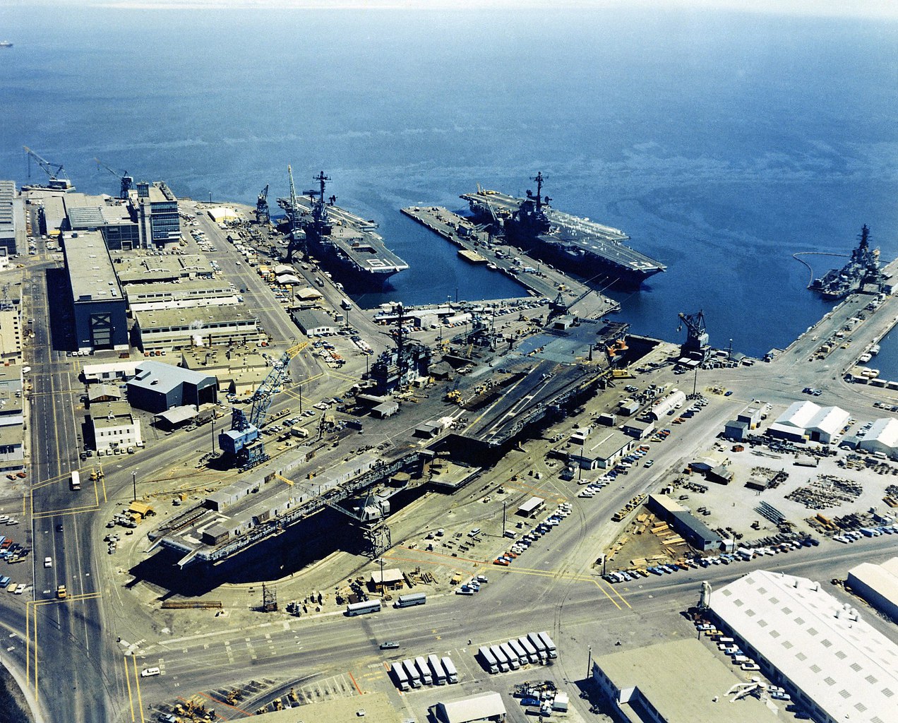 USS Ranger (CV-61)   .  ,      1956 .,  ...