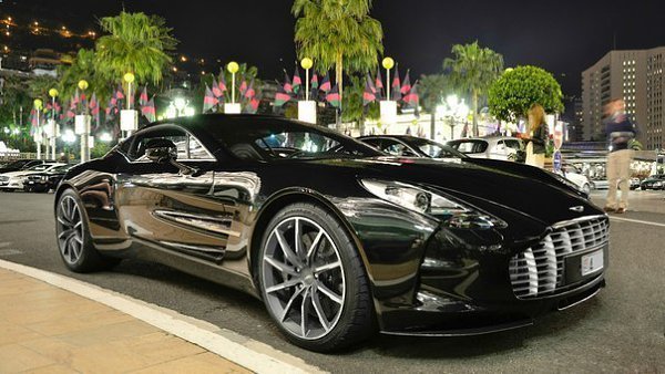 Aston Martin One-77