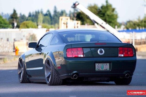 Ford Mustang - 6