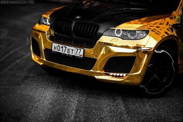 BMW X6M Gold E71 - 3