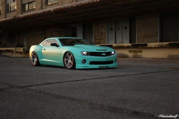 Minty 2010 Chevrolet Camaro SS. - 5