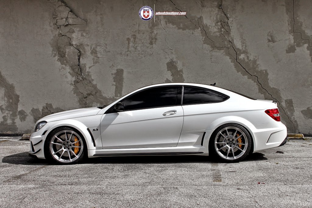 Mercedes-Benz C63 AMG Black Series - 3