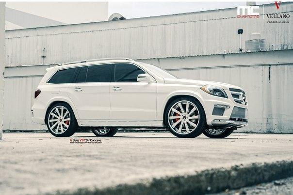 Mercedes-Benz GL 550 AMG Sports Package (X166) on Vellano Wheels. - 3