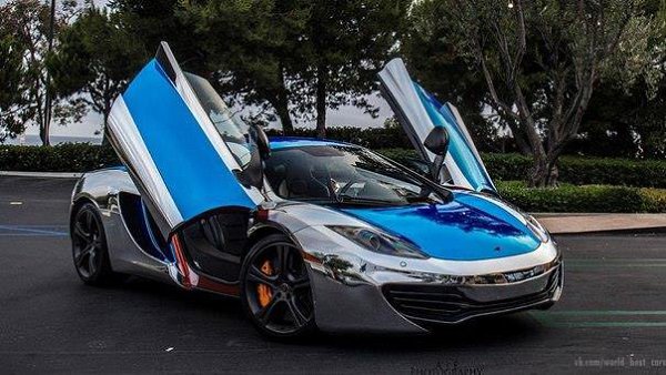 McLaren MP4-12C.