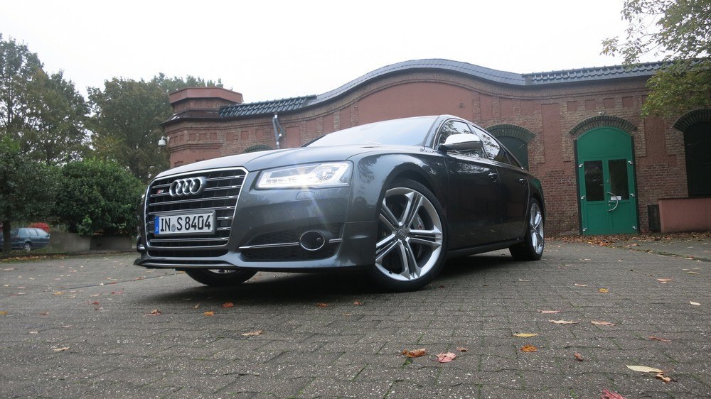 Audi S8