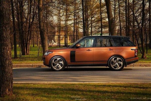 Range Rover Autobiography V8 on Rocksroad BX 22