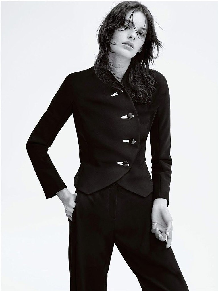 Karim Sadli shoots Lexi Boling, Amanda Murphy, Vivien Solari and Rianne van Romaey. for Vogue UK ... - 3