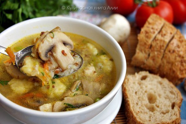 ГРЕЧНЕВЫЙ СУП С ГРИБАМИ И КАРТОФЕЛЬНЫМИ КЛЕЦКАМИ.Еще один вкусный супчик с грибами, а клецки ...