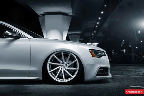 Audi S5 oupe.3.0 TFSI: 333 .. : 440 :   : 4,9 ... - 3