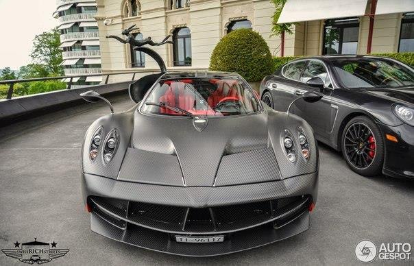 Pagani Huayra. - 3