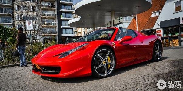 Ferrari 458 Spider. - 5