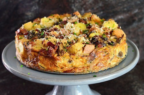 Картофельная запеканка с грибами и беконом. Казалось бы, каких только картофельных запеканок Вы еще ...
