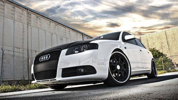  Audi   . - 6