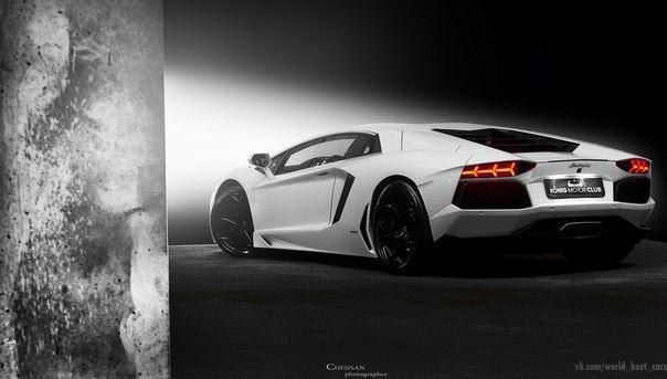 Lamborghini Aventador LP-700 - 5
