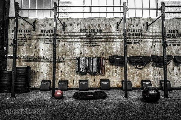   CrossFit -    . - 6