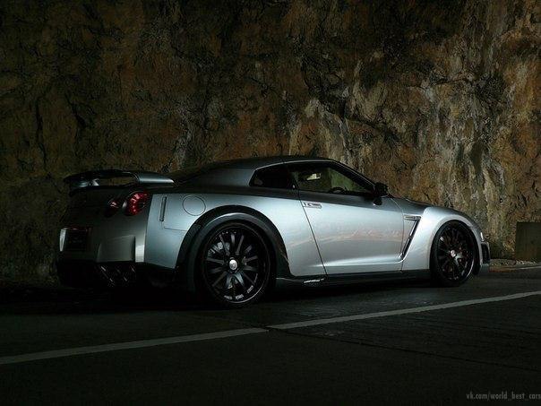WALD Nissan GT-R Sports Line - 2