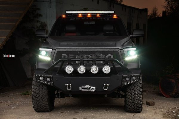 Toyota Tundra Devolro Diablo