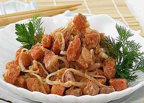 Корейское "Хе" из красной рыбы. Потребуется: 150 г филе красной рыбы(я брала нерку) 1 ...