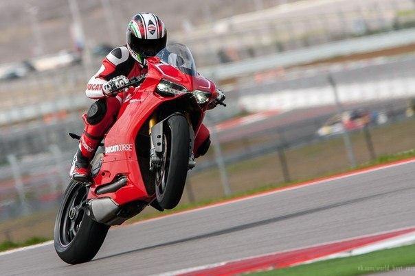 Ducati 1199 Panigale Receives Red Dot Award