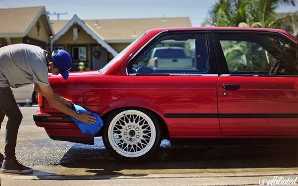 BMW E30