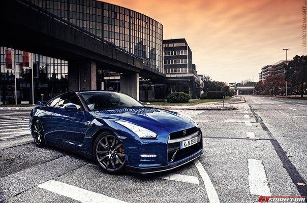 Nissan GT-R Dressed in Blue by Addicted To Light