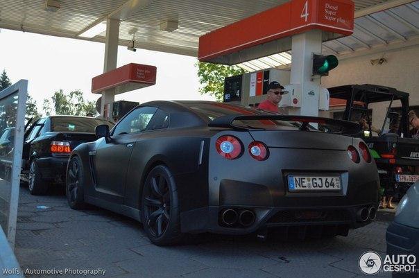 Nissan GT-R. - 7