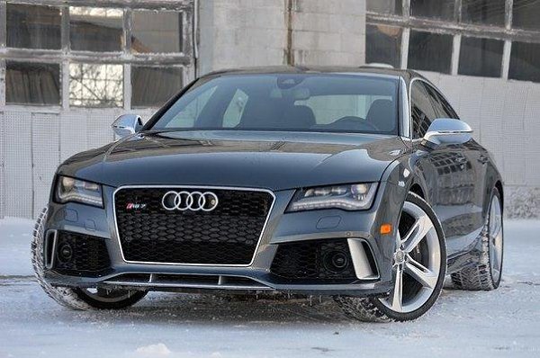 Audi RS7. 4.0L V8 T : 560 ..  : 700  :   : ...