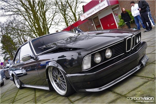 BMW 6 series E24