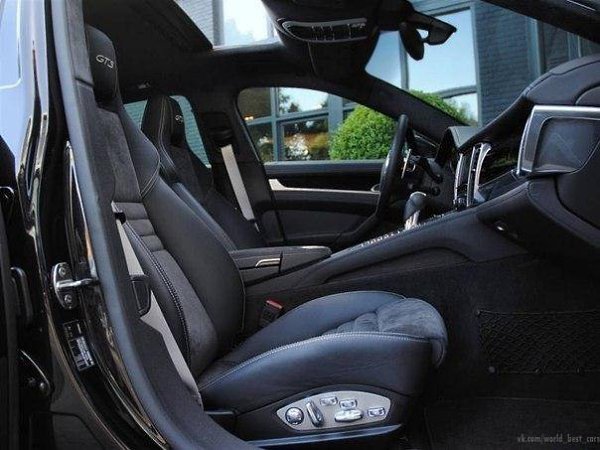 Porsche Panamera GTS