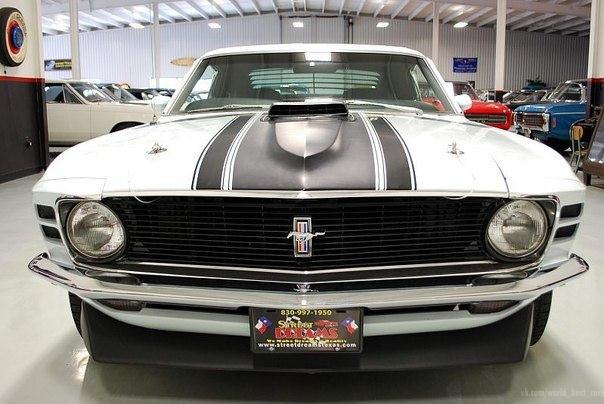 Ford Mustang Boss 302, 1970.  -  V8 (4951 )  - 294 ..   ... - 4