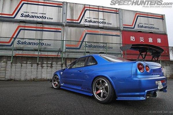 Nissan Skyline GT-R R34 - 5