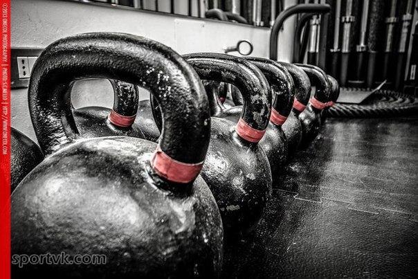   CrossFit -    . - 8