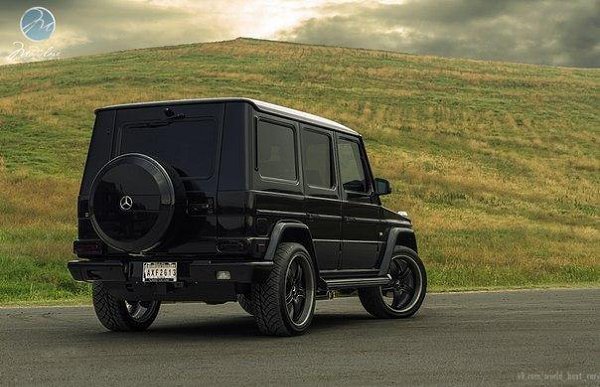 Mercedes-Benz G550. - 2