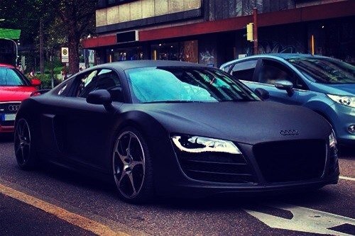 Audi R8