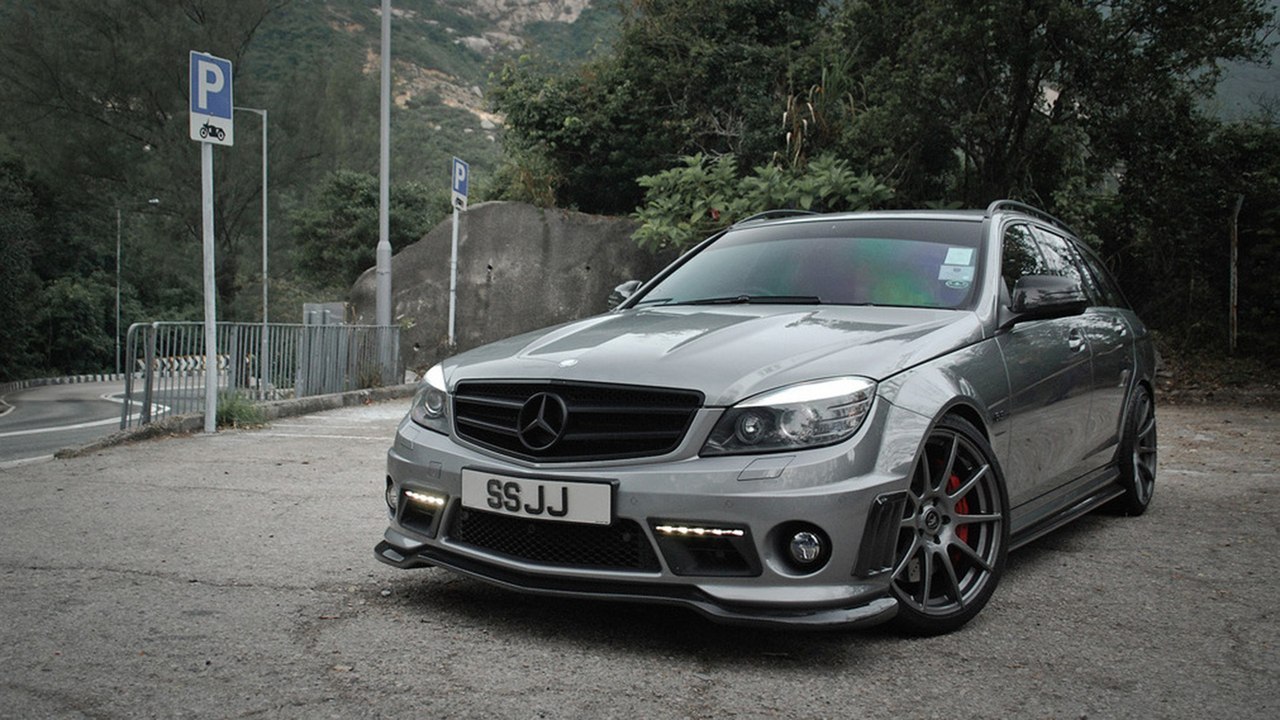 Mercedes Benz C63 AMG Wagon