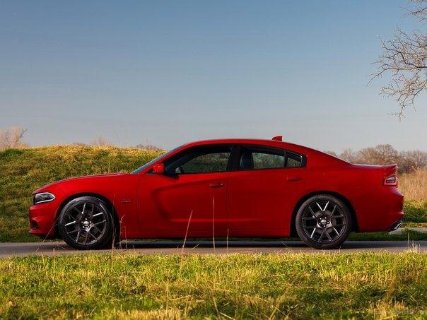 2015 Dodge Charger R/T - 3