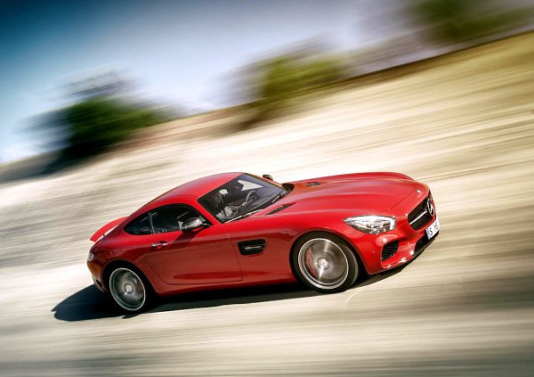 Mercedes SLS AMG GT - 3