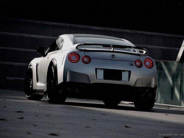 WALD Nissan GT-R Sports Line - 3