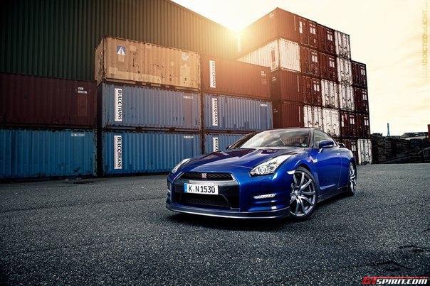Nissan GT-R Dressed in Blue by Addicted To Light - 2
