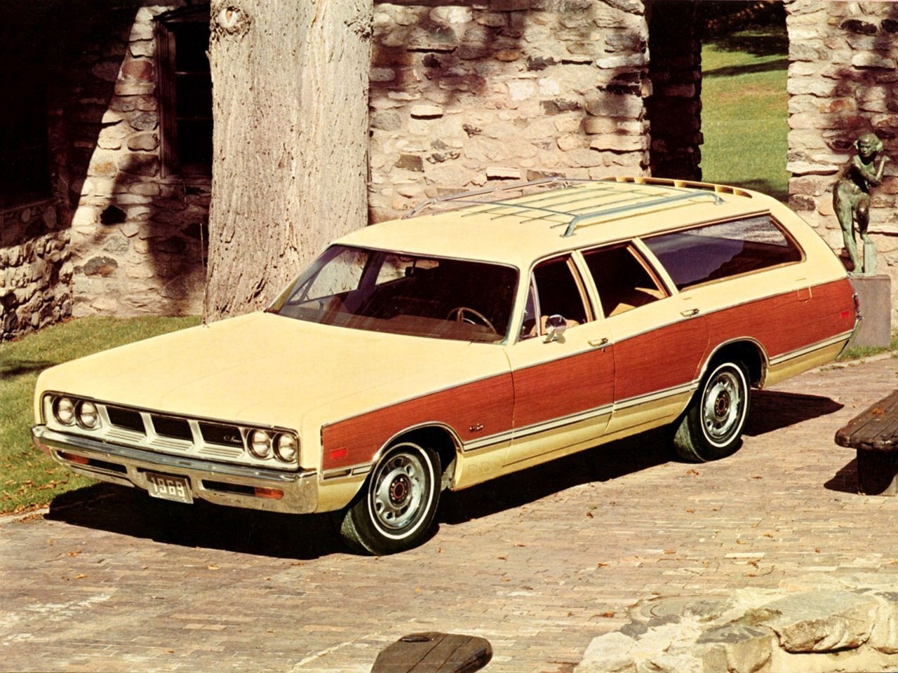'1969 Dodge Monaco Station Wagon