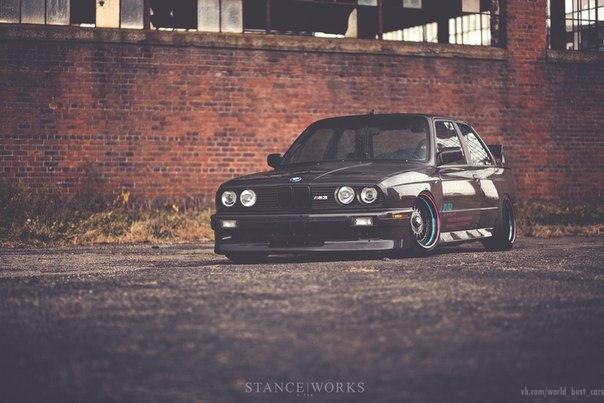 1988 BMW E30 M3 by Jsutai. - 2