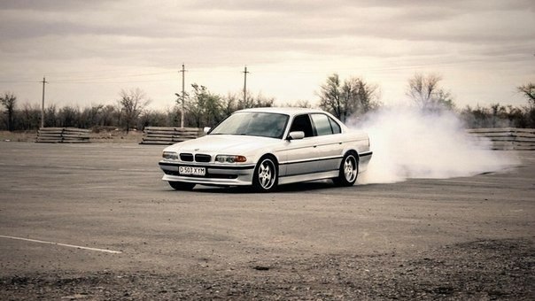 #BMW 7 series E38