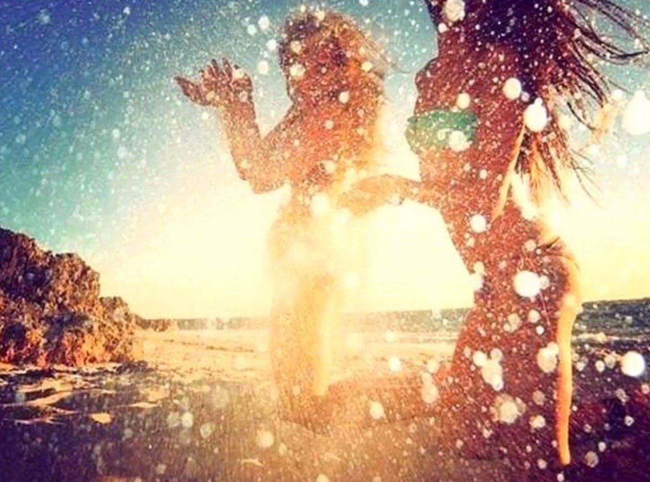   :    ?   ?    ?    ,   ...