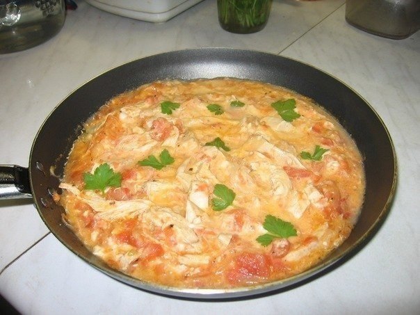 Блюда из курицы - ТОП 5.1.Куриные рулеты с грибами в сливкахИнгредиенты:- 1 куриная грудка- 200 гр ...