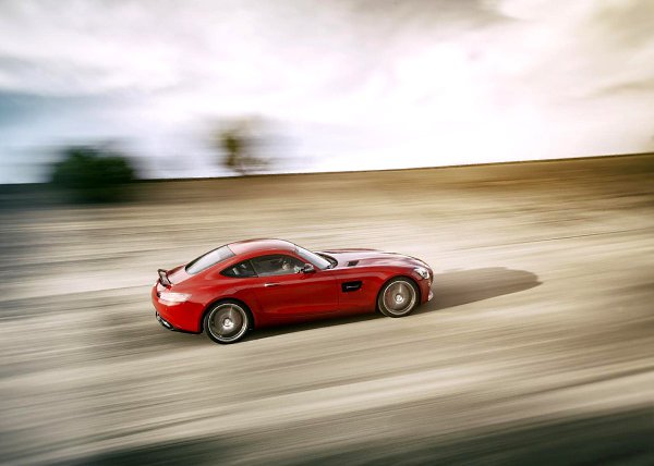 Mercedes SLS AMG GT - 5