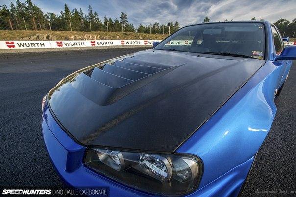 Nissan Skyline BNR34 GT-R - 3