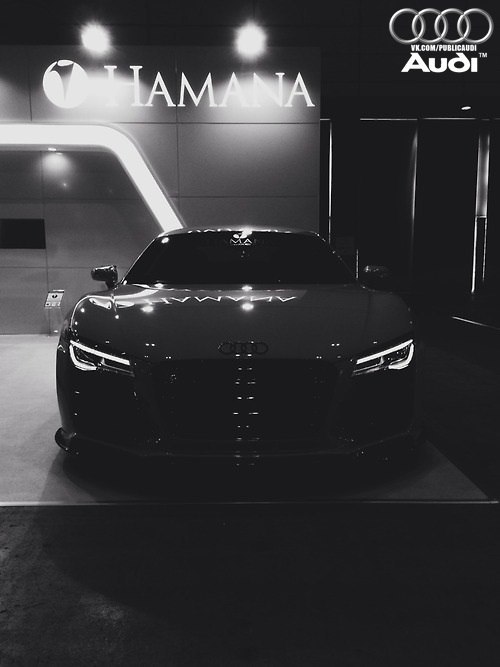 Audi R8