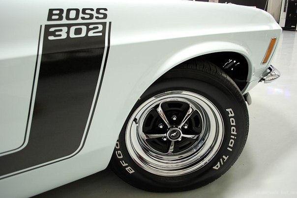 Ford Mustang Boss 302, 1970.  -  V8 (4951 )  - 294 ..   ... - 6