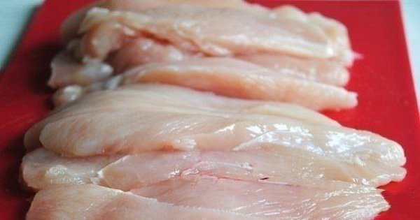 Шашлык из курицы в духовке.Ингредиенты:Филе курицы — 2 шт.Растительное масло — 2 ст. л.Чеснок — 2 ...